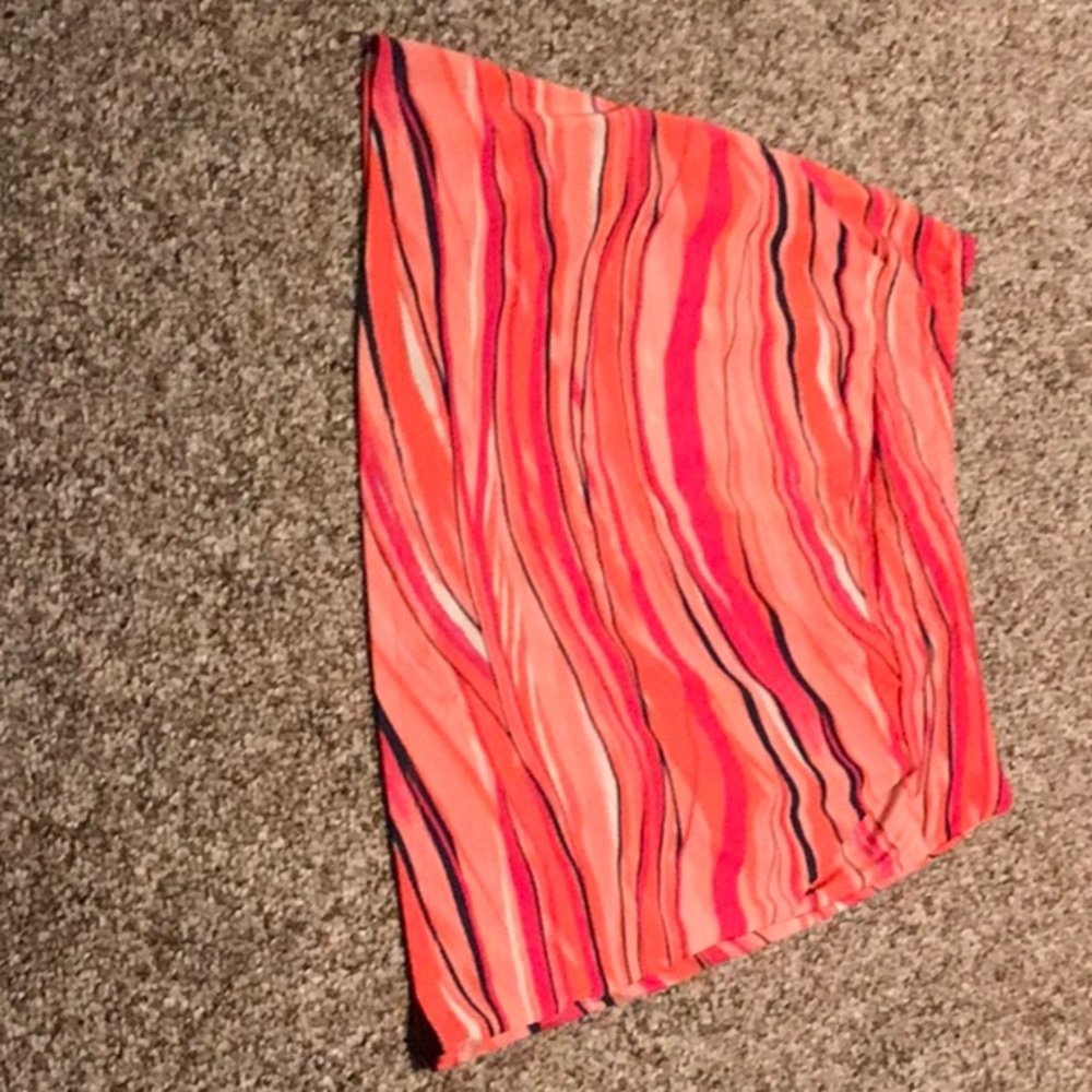 Tail womens golf skort. Multi color. Size M